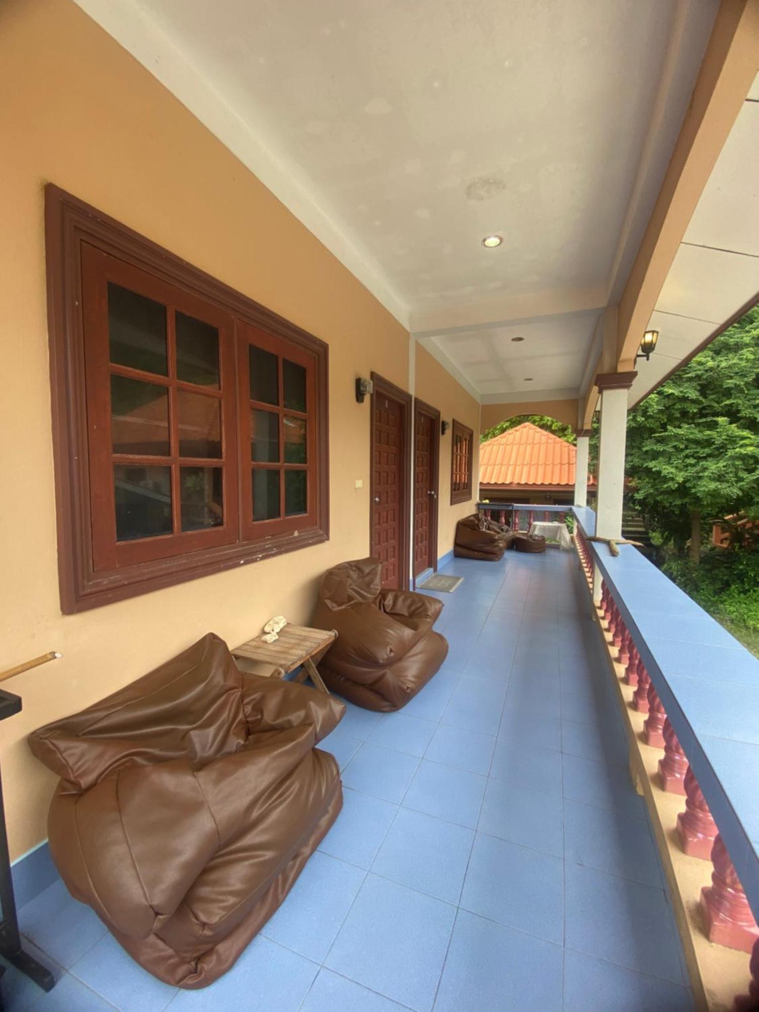 Rustic At Yanui Phuket